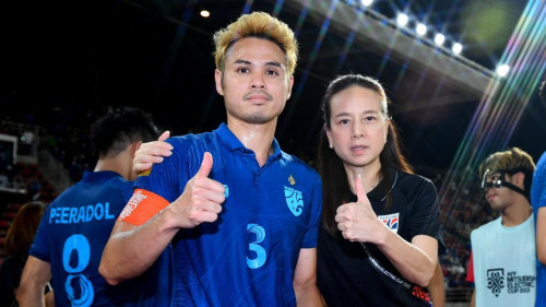 Sau khi bầy voi chiến vuột mất chiến thắng ở phút 88 trận chung kết lượt đi AFF Cup 2022, Madam Pang đã tỏ ra vô cùng tiếc nuối.
Xem thêm: https://bongdainfo.com/tin-tuc/thai-lan-vo-dich-aff-cup-madam-pang-van-tiec-dang-ra-chung-toi-phai-thang-viet-nam-ca-2-tran-i11746/
Hashtag: #BongdaINFO #tysobongda #tylekeo #keonhacai #tysotructuyen #lichthidau #tintuc