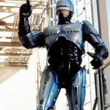 325603-99716-robocop