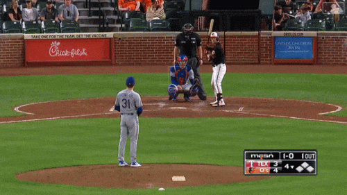 DJ-Peters-over-wall-catch-at-BALT-9-24-2021.gif