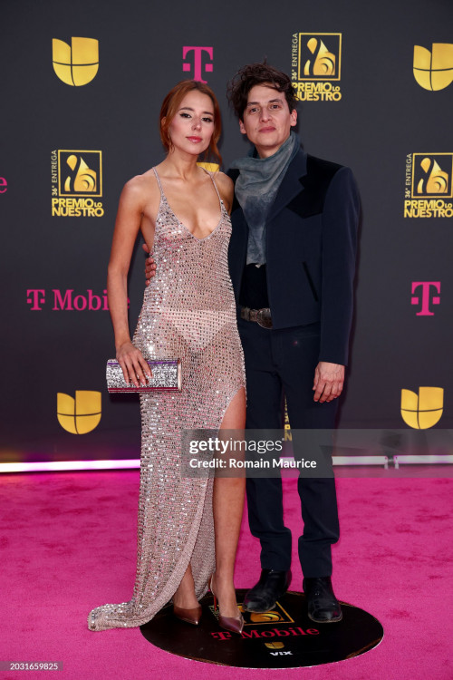 MIAMI, FLORIDA - FEBRUARY 22: Majo Aguilar (L) attends Univision's 36th Premio Lo Nuestro at Kaseya 