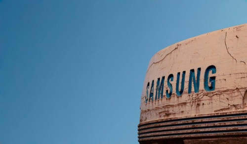 In the past few years, Samsung has come a long way in maintaining its high reputation in Q1 of India. According to India Display Screen Import Data, each year, the country imports 77 million smartphones from China due to the lack of manufacturing potential in the country.
https://www.cybex.in/blogs/samsung-moves-mainstream-display-manufacturing-unit-to-noida-india-why-10053.aspx